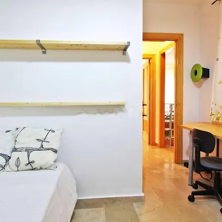 Apartment Comfortable In Malaga, 85 M², Air Conditioning *